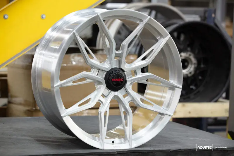 Vossen X Novitec Nf11 22X12in - 5X114.3 Bp - Et32 - Brushed Gloss Clear Ferrari Roma Rear Wheel 1