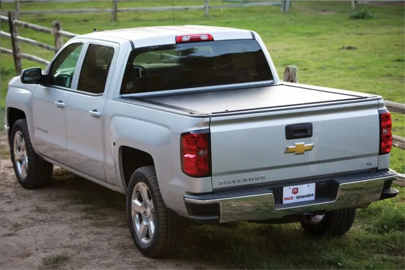 Pace Edwards Jackrabbit Retractable Tonneau Cover For 2004–2016 Chevy/Gmc Silverado 1500 Crew Cab (5'8" Bed), Matte Finish 1